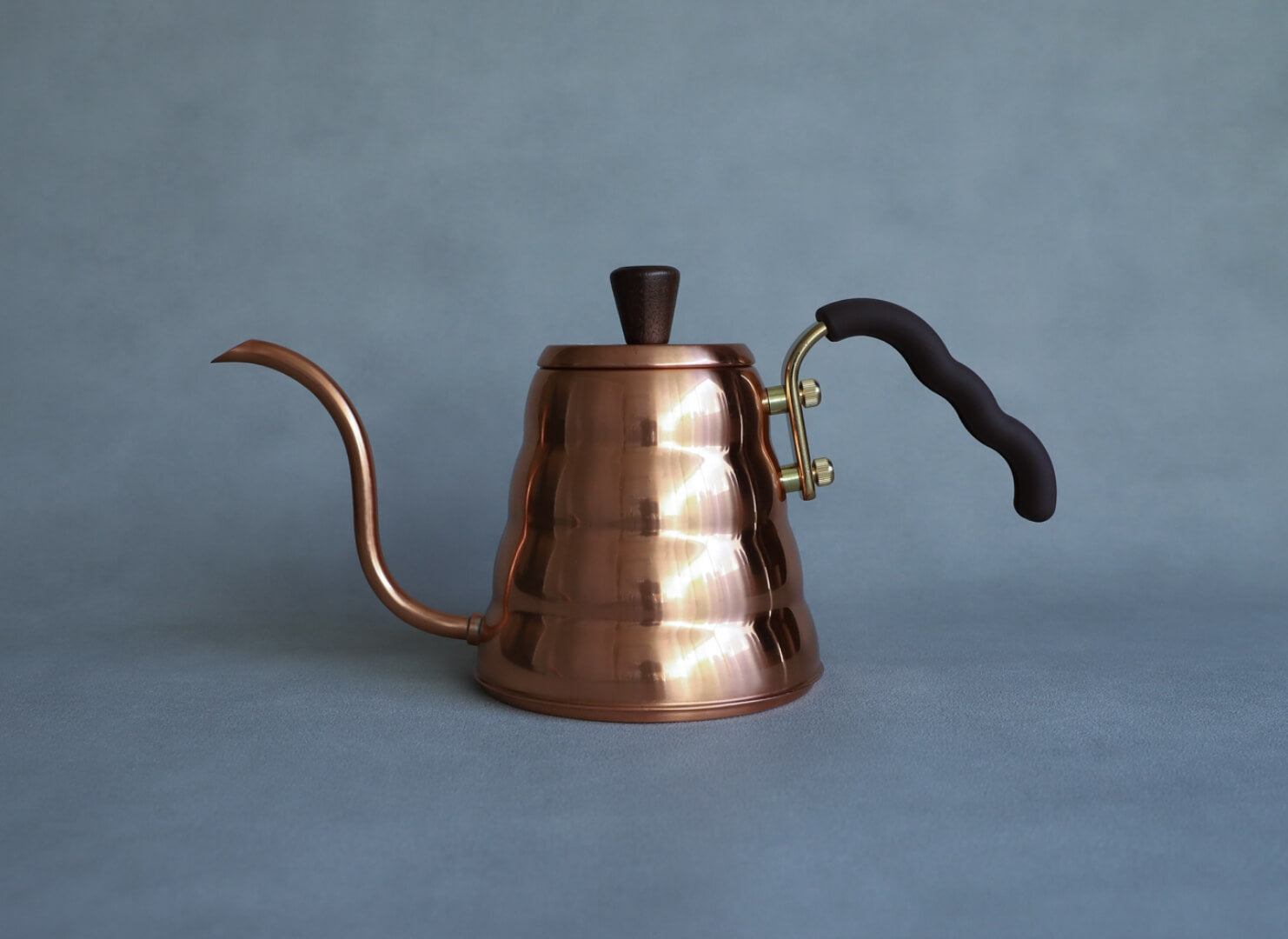 美しく精良なコーヒーケトル｜THE MIDRAIN SHOP