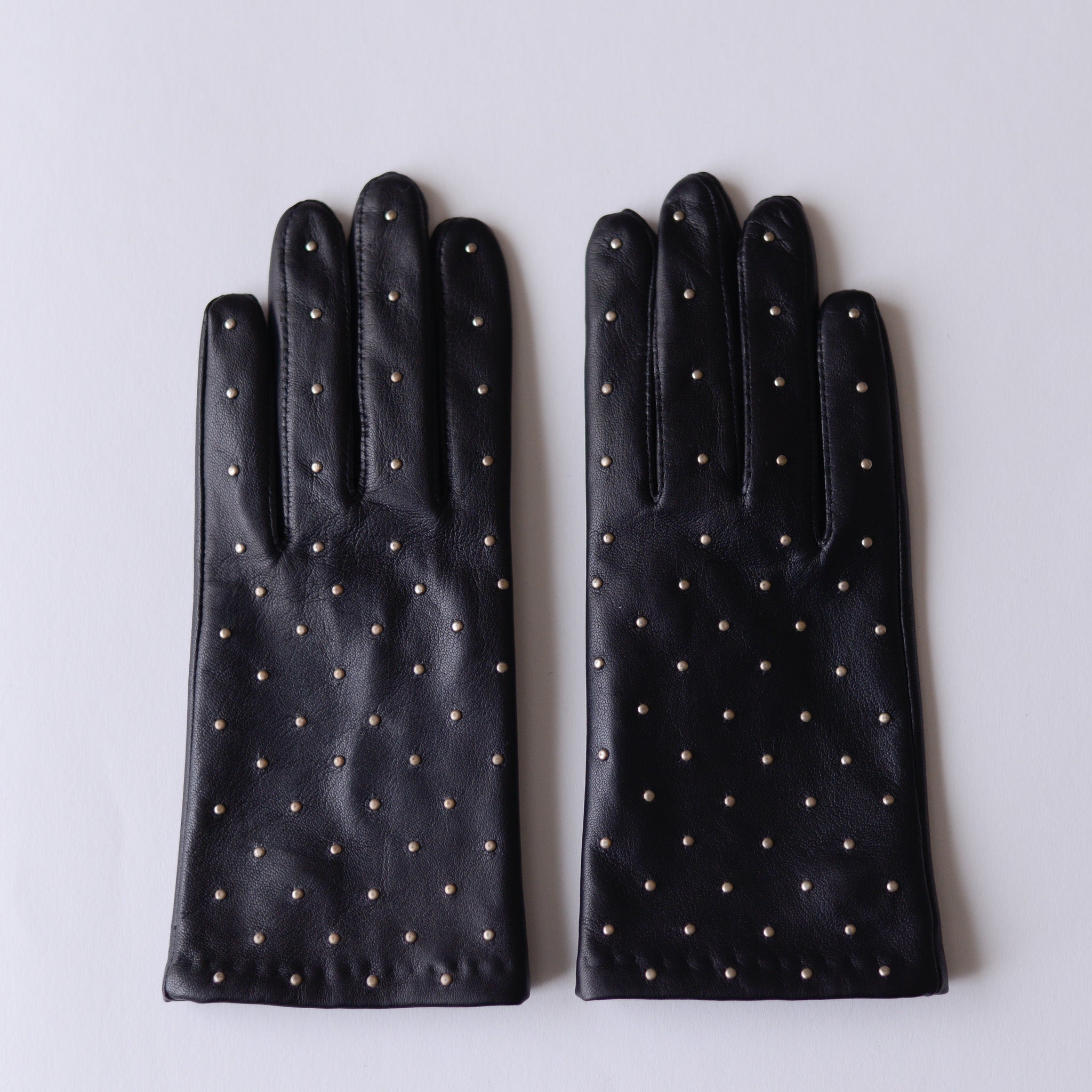 シルクライニングスタッズレザーグローブ Black – MAR ONLINE STORE