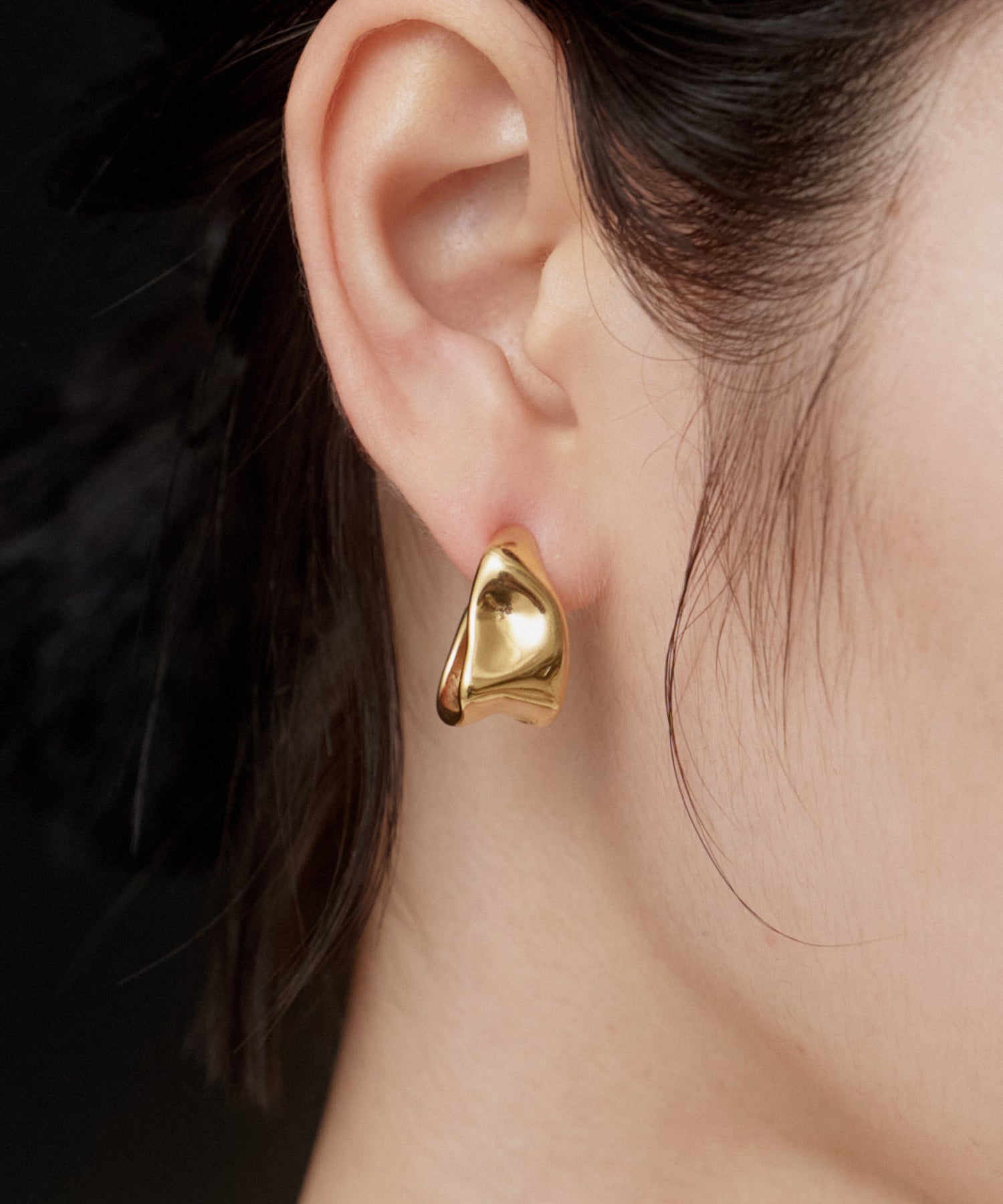 Nuance Flat Hoop Pierce［Stainless］ | 大人の毎日使えるピアス通販