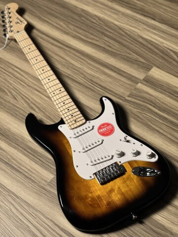 Squier Sonic Stratocaster w/White Pickguard with Maple FB in 2