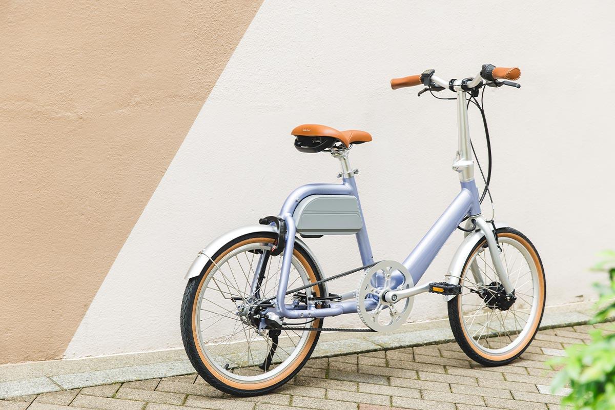 電動アシスト自転車｜ラクに乗れる！軽量＆メンテナンスフリー COOZY