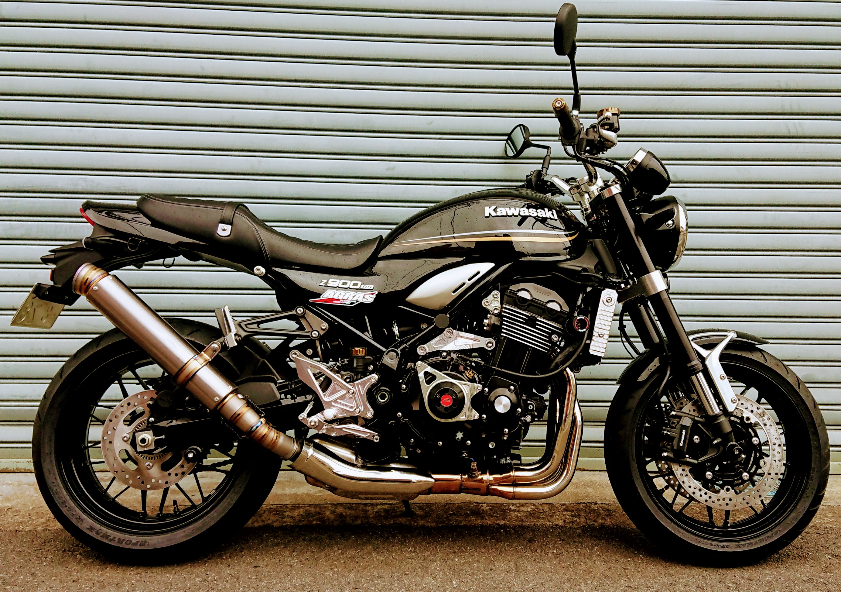 Z900RS GPフォーミュラスリップオン | バイクマフラーの製造販売店です