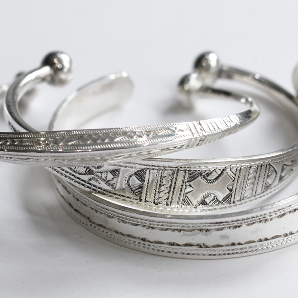 Touareg Silver.