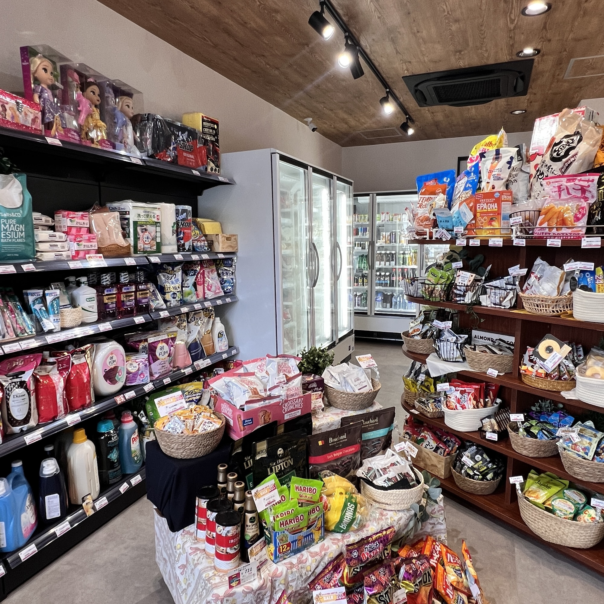 笠松町｜Bee Venue MINI MARKET「スタッフ厳選商品のみ！コストコの