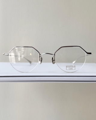 EYEVAN7285