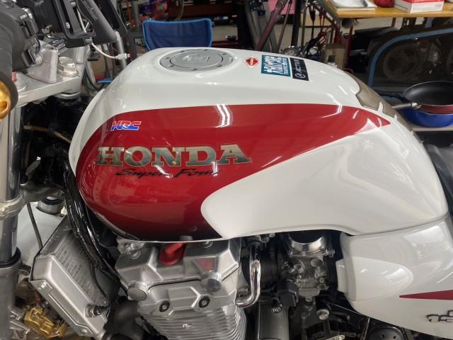 CB1300SF タンク 塗装 ソウルレッドプレミアムメタリック（Free