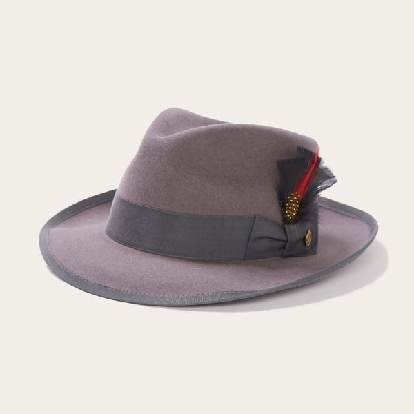 twwiptb1023_caribou_2_grande.