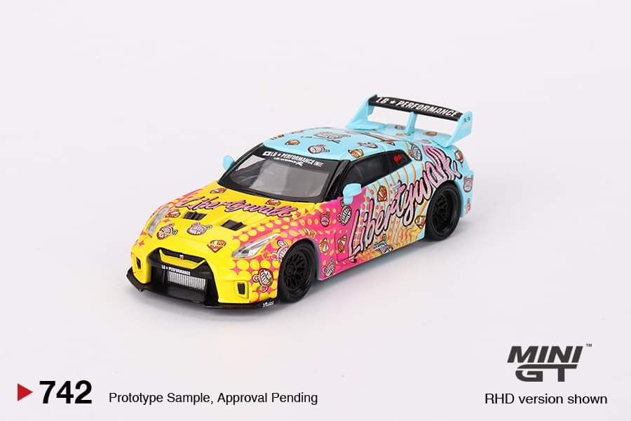 Mini GT 1:64 LB-Silhouette WORKS GT NISSAN 35GT-RR Ver.1 LBWK KUMA