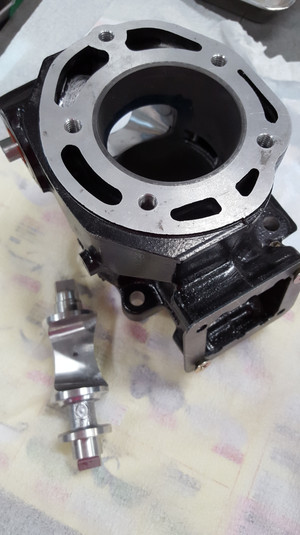 RZ350Rシリンダーポート加工: assyのひとり言/TOSH-TEC