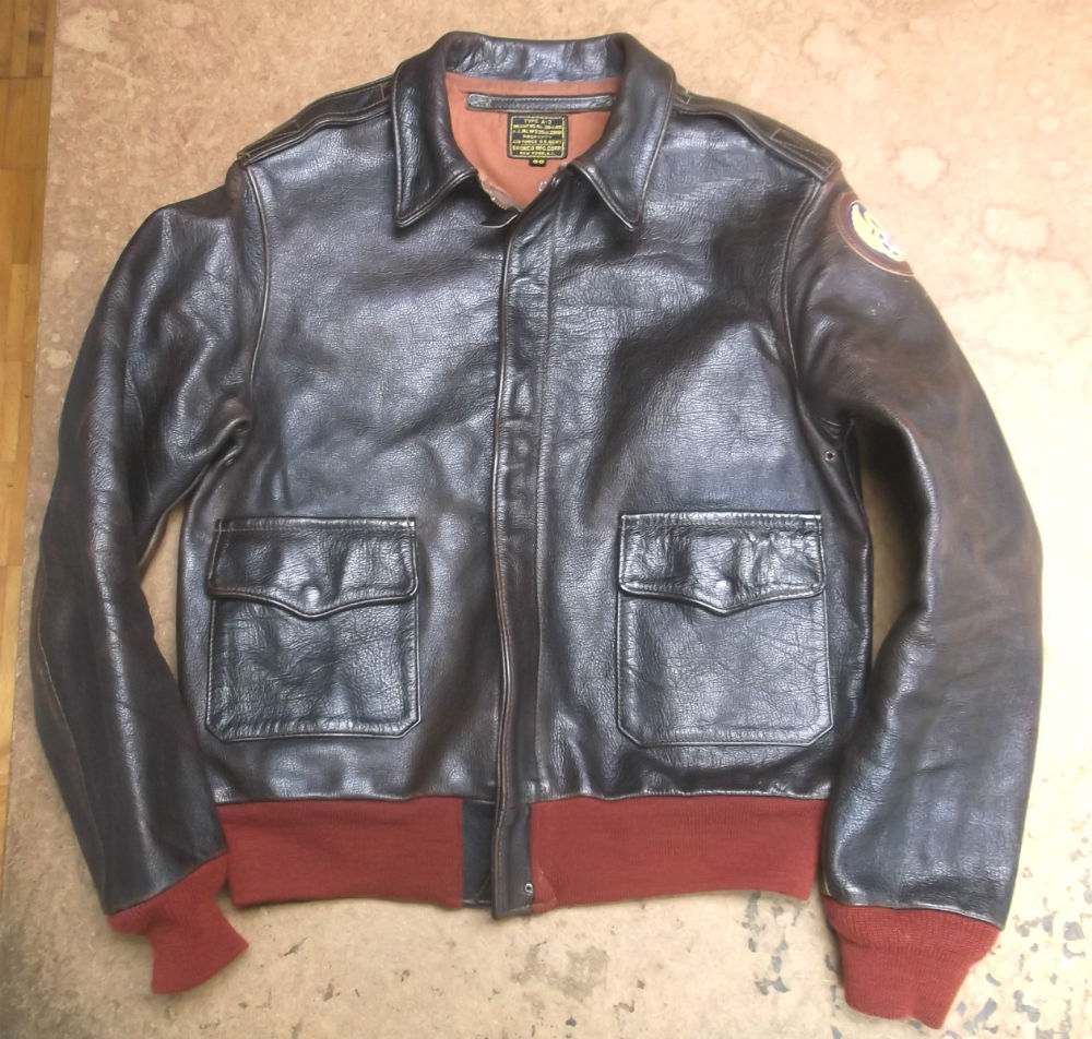 A-2の肩に革のパッチの取り付け - 洋服のお直し屋さんTequila（テキーラ）
