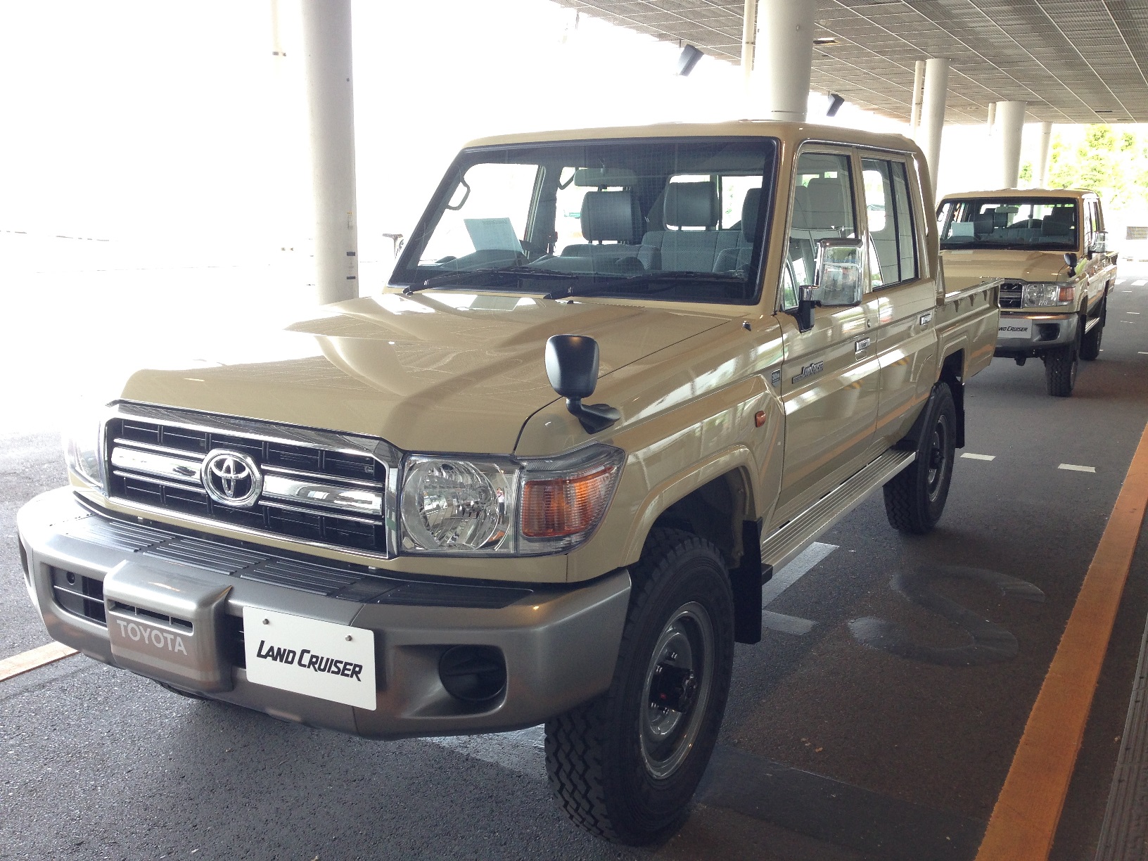 ランクル70復活記念イベント、大盛況!! | 4x4magazine.co.jp