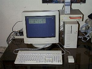 The Trailing Edge Collection - Macintosh Quadra 700