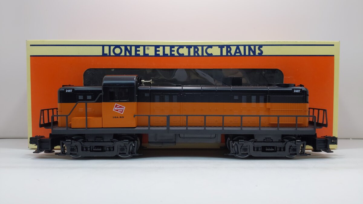 Lionel 6-18833 Milwaukee Road RS-3 Diesel Locomotive #2487 LN/Box