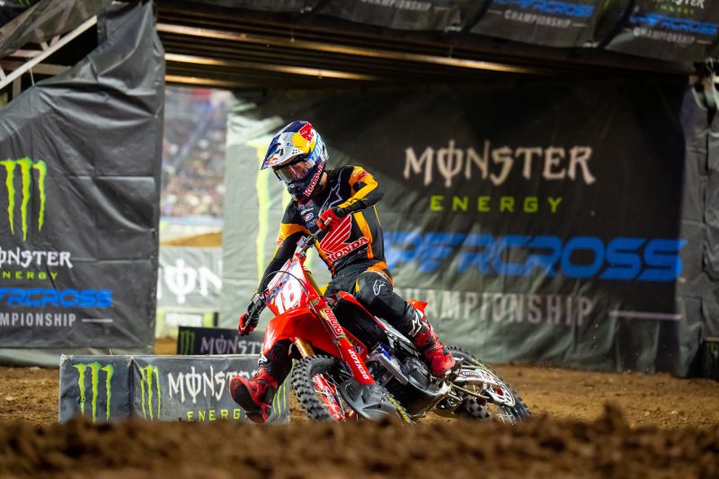 Jett Lawrence Wins Glendale 250SX West Triple Crown – Yoshimura