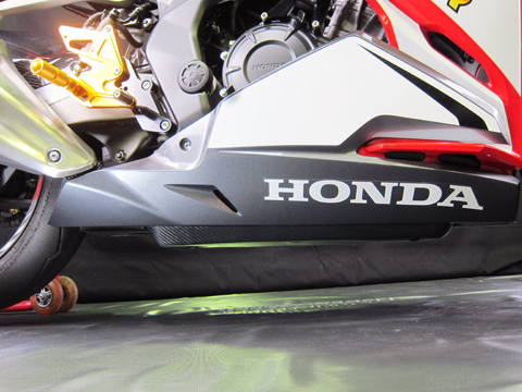 CBR250RR (2017-) アンダーカウルインナートレー --