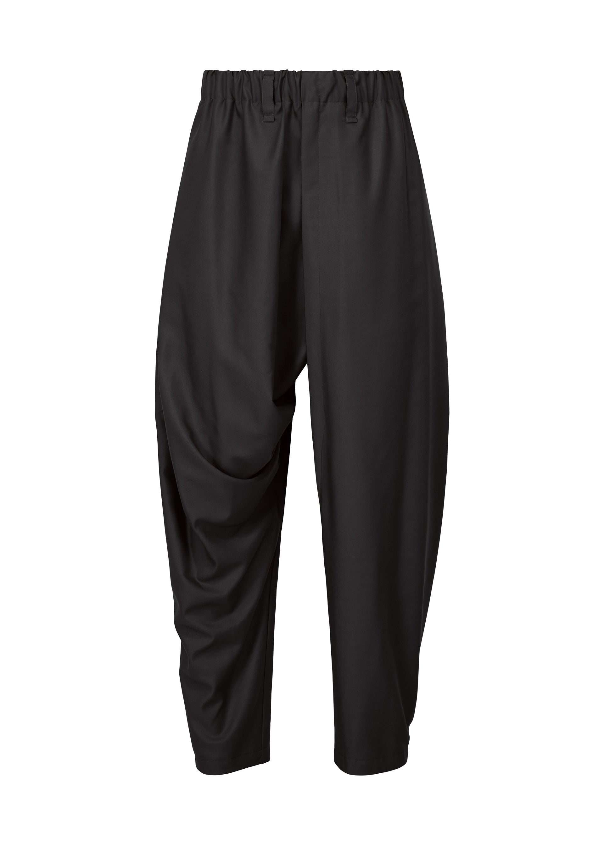 SWING BLACK – isseymiyake.com