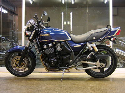 カワサキ ZRX400 MKⅡカラー入荷 | ナガツマ・オフィシャルブログ