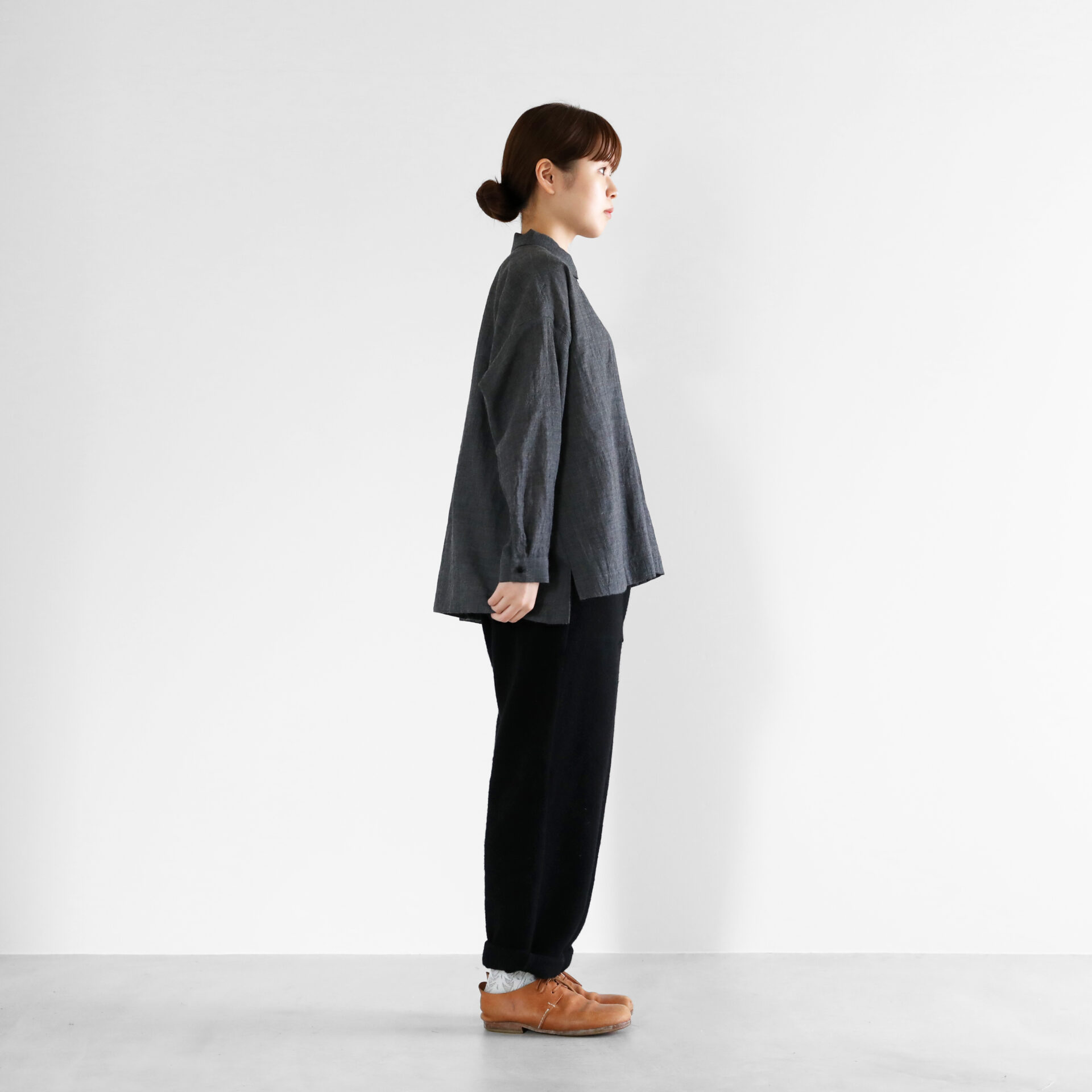 HUIS×尾州”縮絨ウールフランネルイージーワークパンツ（ライトグレー