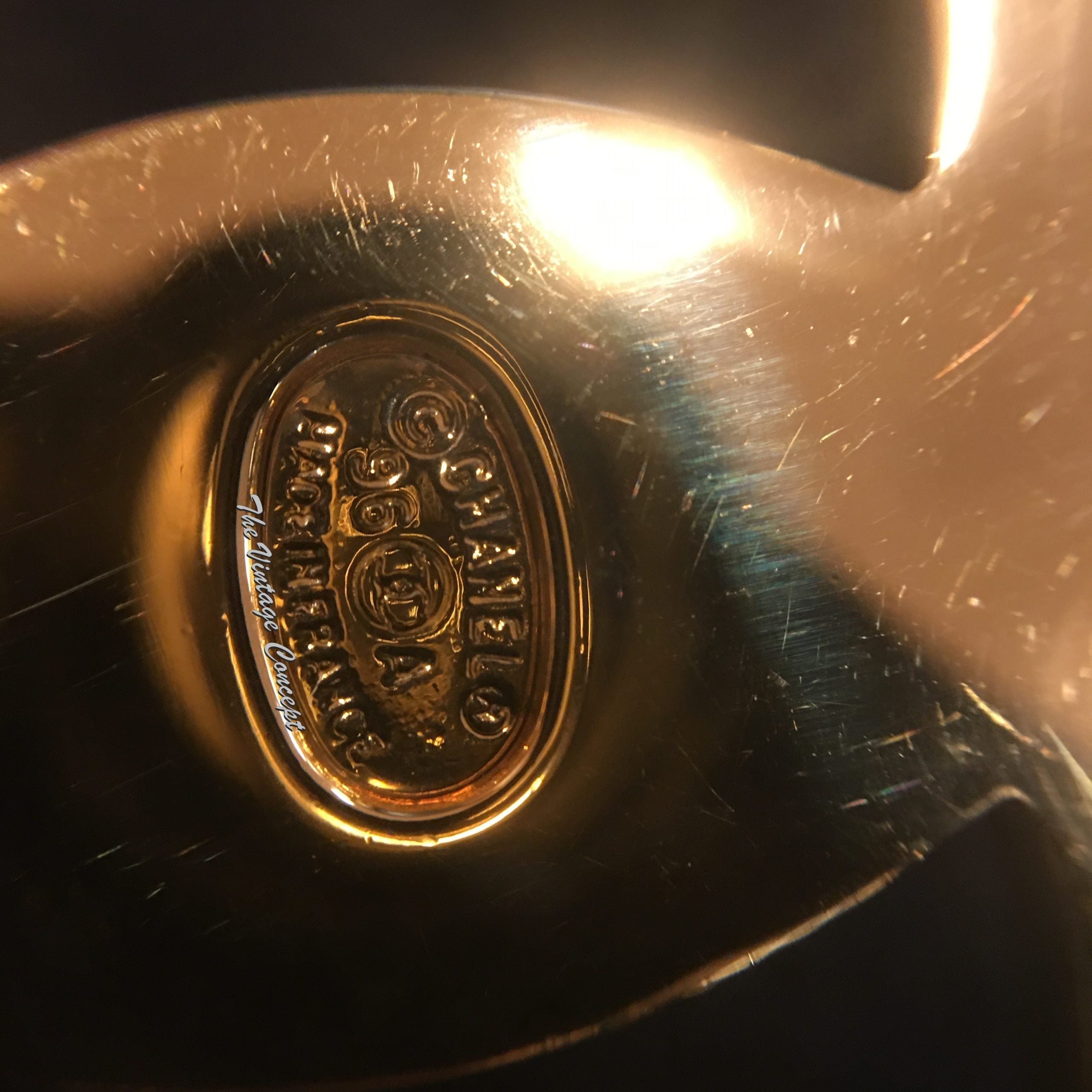 Chanel Gold Tone Turn Lock Key Chain 96A – The Vintage Concept