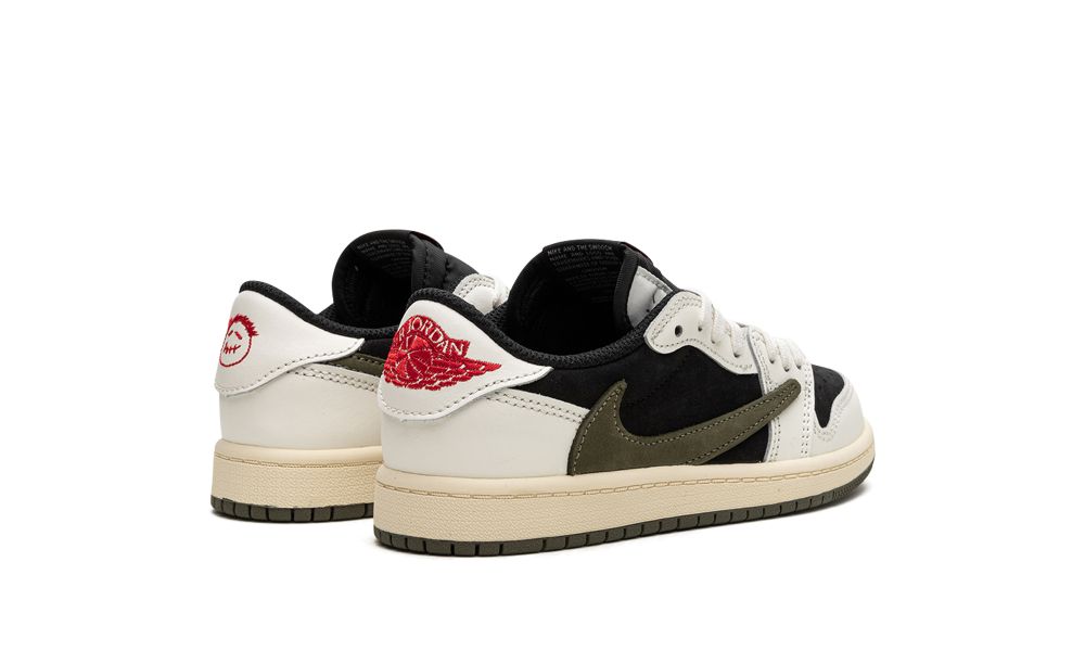 Air Jordan 1 Low 