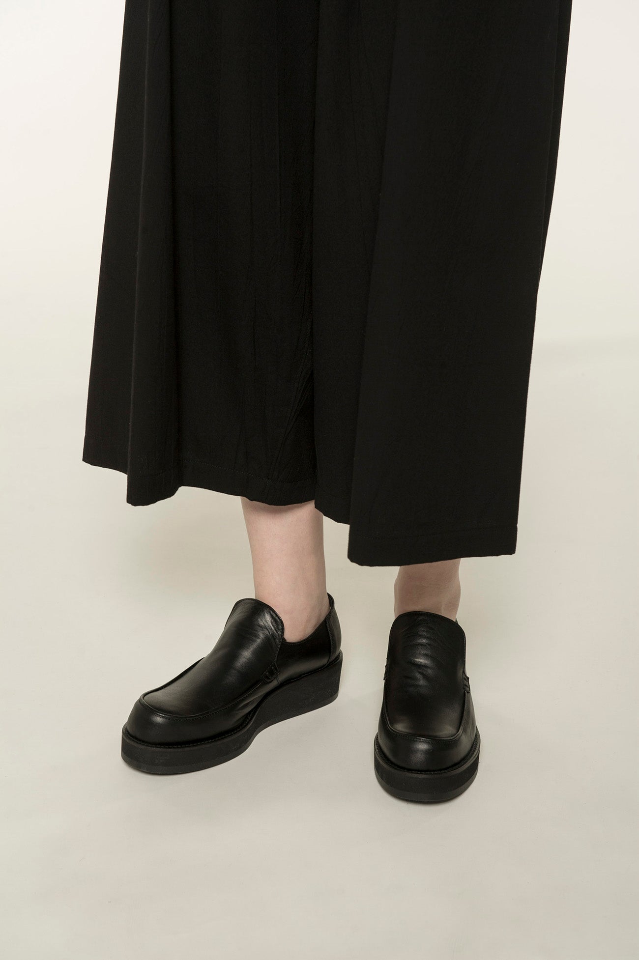Smooth Leather Thick Sole Slip-ons – THE SHOP YOHJI YAMAMOTO