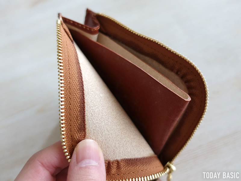 グレンロイヤルのL字ファスナー財布「ジップミニパース」。収納例や