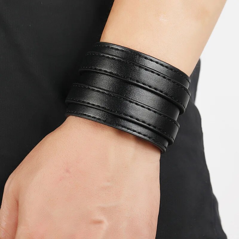 楽天市場】ダブルバックルブラックレザーブレスレット 黒色 手首