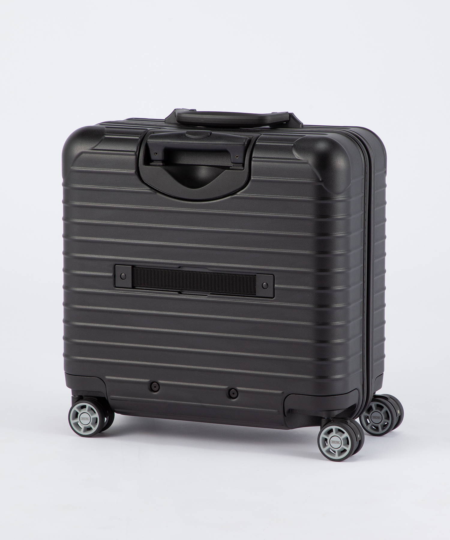 楽天市場】[正規品]送料無料 5年保証付き RIMOWA 865.40.32.4 スーツ