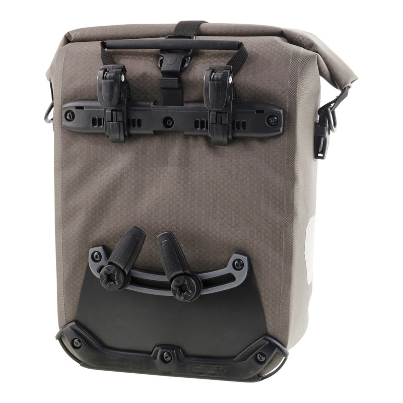 楽天市場】ORTLIEB オルトリーブ グラベルパック QL2.1(ペア) ダーク