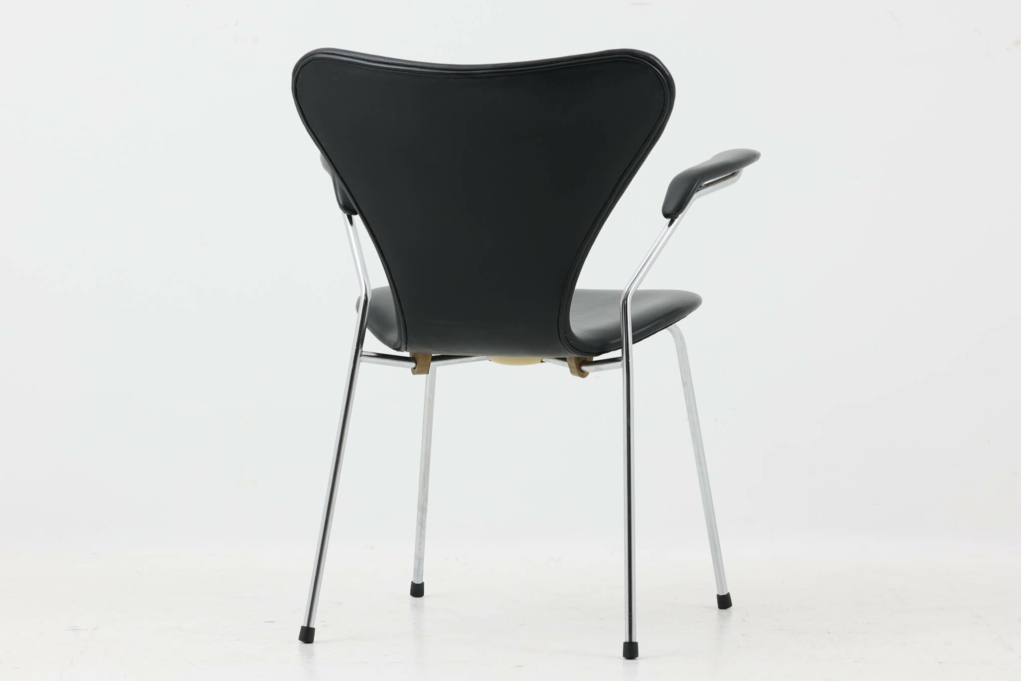 楽天市場】Fritz Hansen(フリッツ・ハンセン) セブンチェア アーム付き
