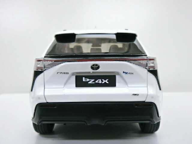 楽天市場】TOYOTA特注 1/18 トヨタ bZ4X (ホワイト) 2022 : KITAGO