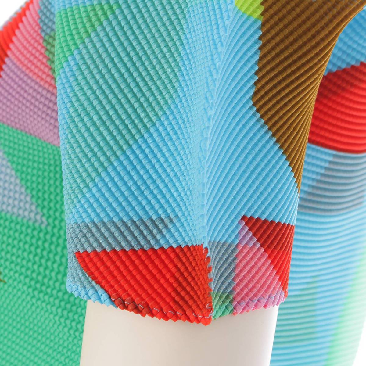 楽天市場】【イッセイミヤケ】Issey miyake ミーイッセイミヤケ 23SS