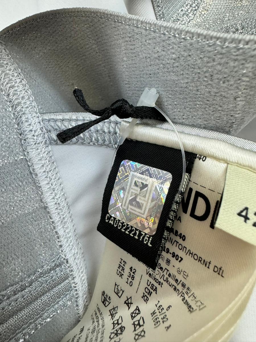 楽天市場】【中古】 FENDI （フェンディ） ｽﾞｯｶ ﾀﾝｸﾄｯﾌﾟ ロゴ へそ出し
