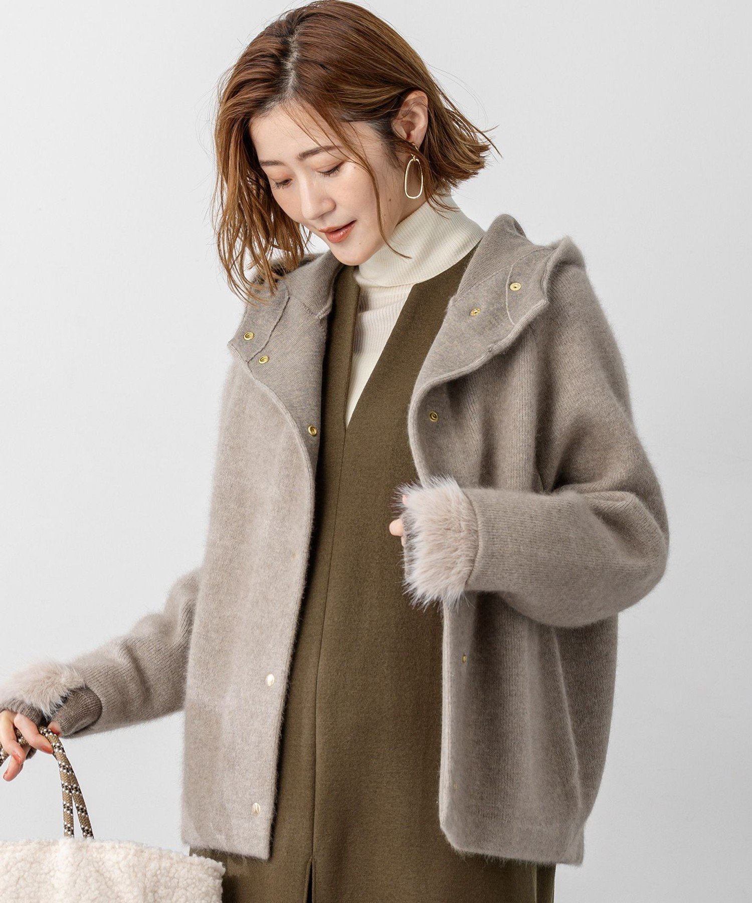 23区｜【VERY掲載】ラクーンブレンドダブルフェイス ニット フーディー