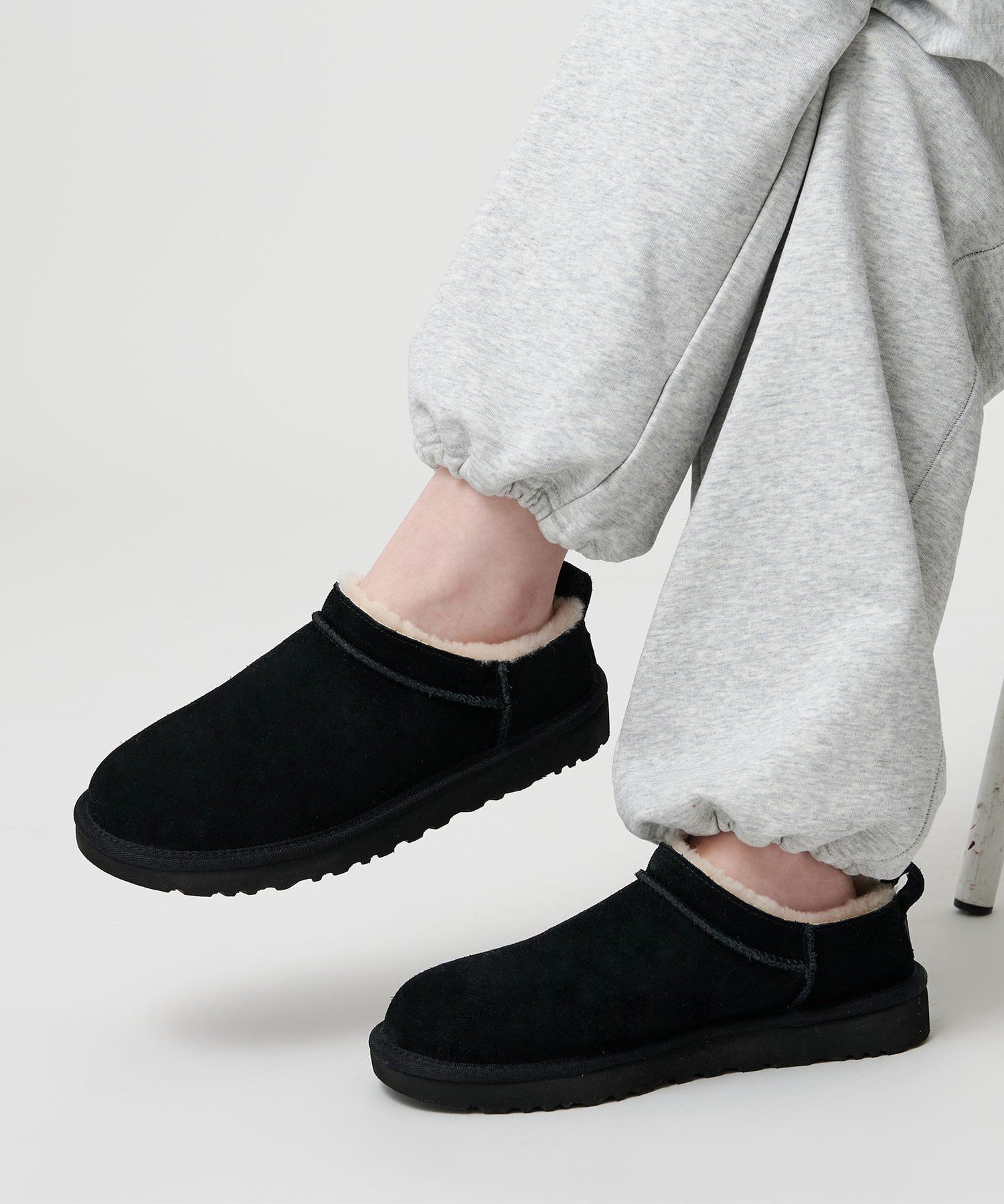 UGG スリッポン　ショートブーツ　24cm 美品！ BEAUTY&YOUTH UNITED ARROWS｜<UGG>クラシック マイクロ ショート