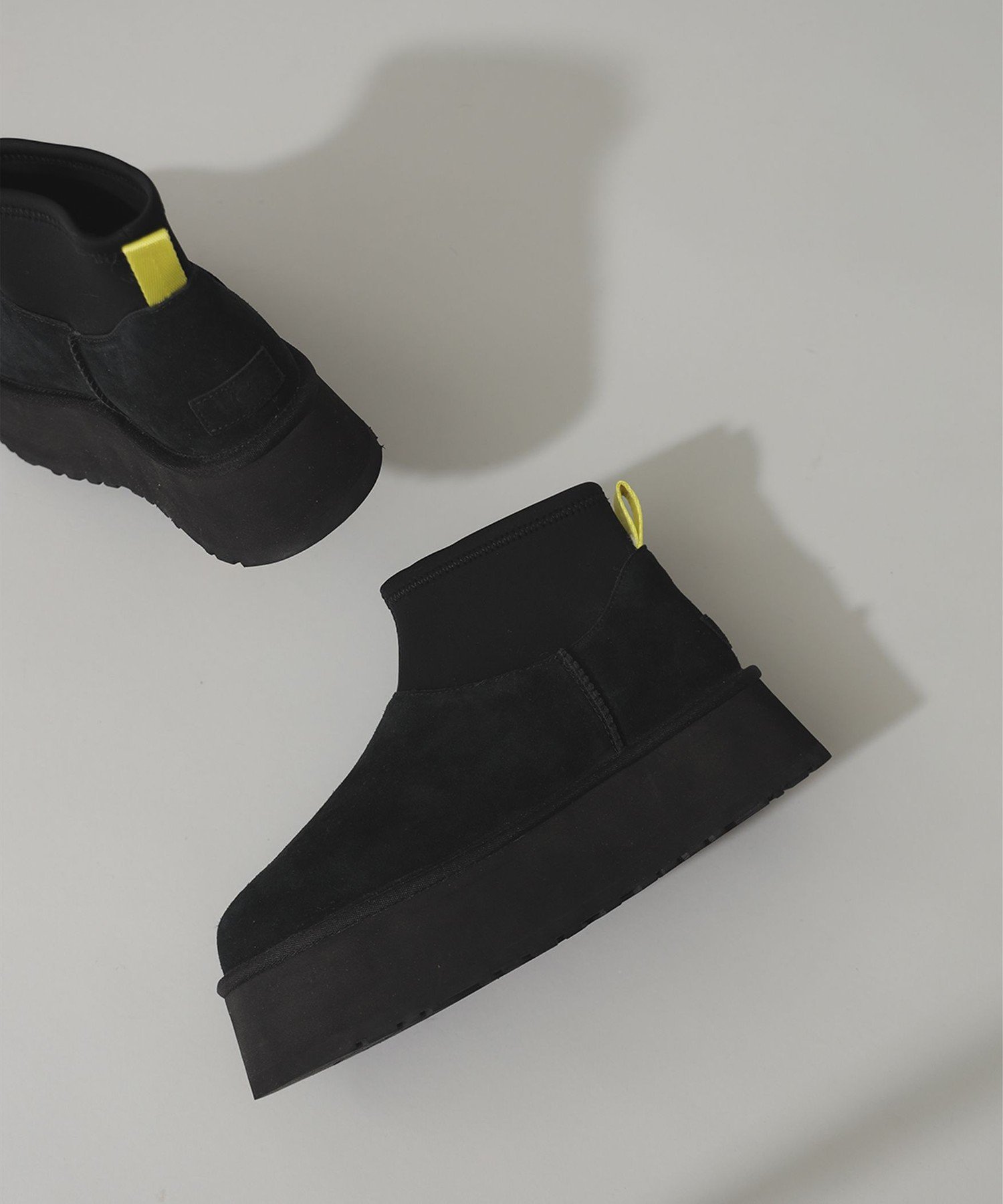 BEAMS WOMEN｜【SALE】【WEB限定】UGG(R) / W CLASSIC MINI DIPPER