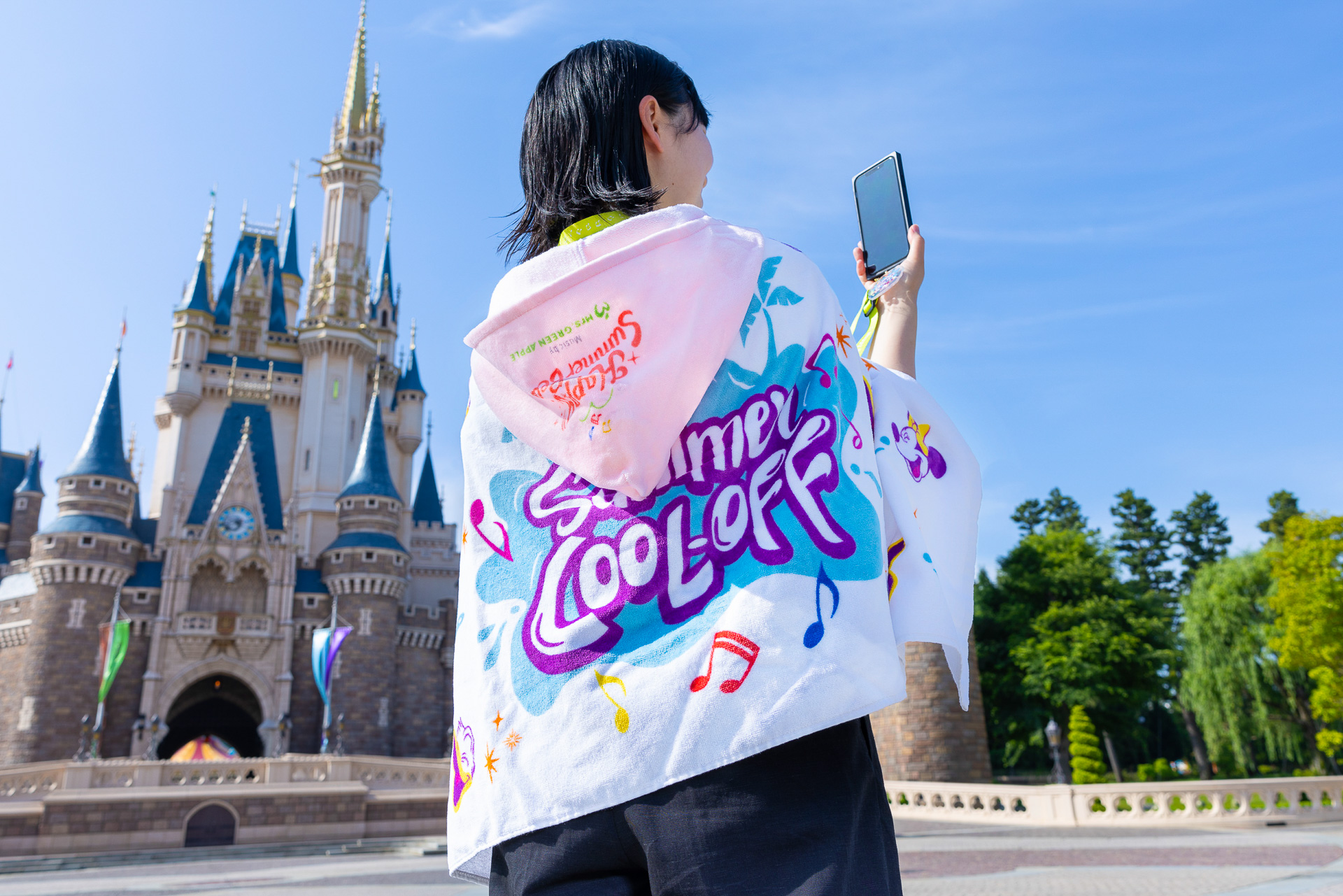 ディズニー×Mrs. GREEN APPLEのコラボグッズ発表！ Tシャツ3種に光る