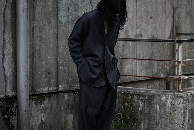 un/unbient -Light Wool Serge Shirt, Pull Pants, Wool Jersey Hi