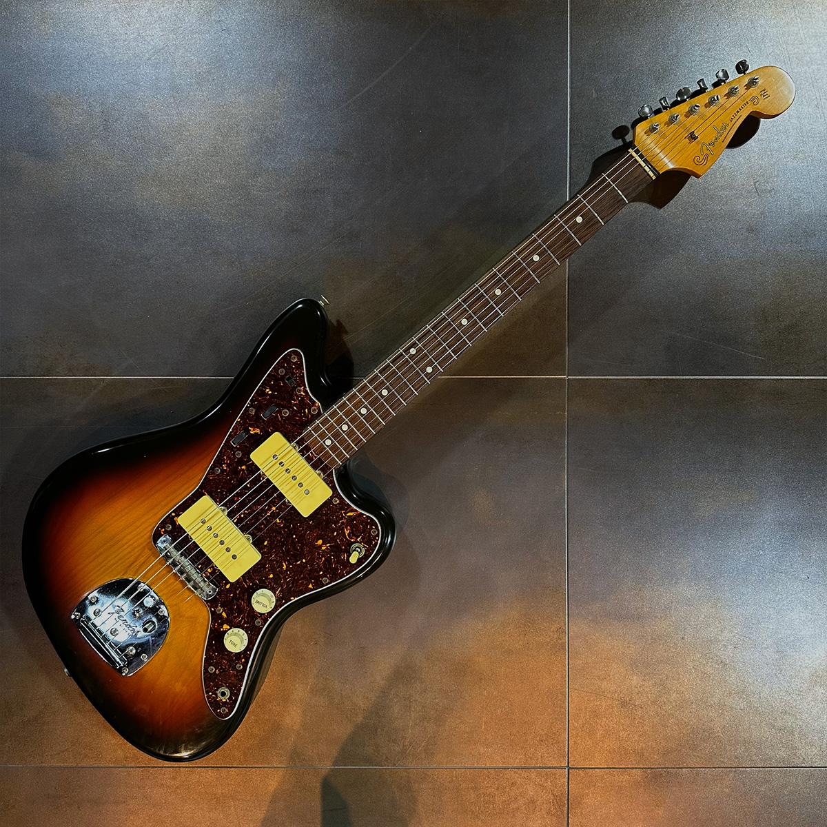 Fender Japan JM-66 Sunburst FUJIGEN製 | UNTAKE GUITARS（アンテイク