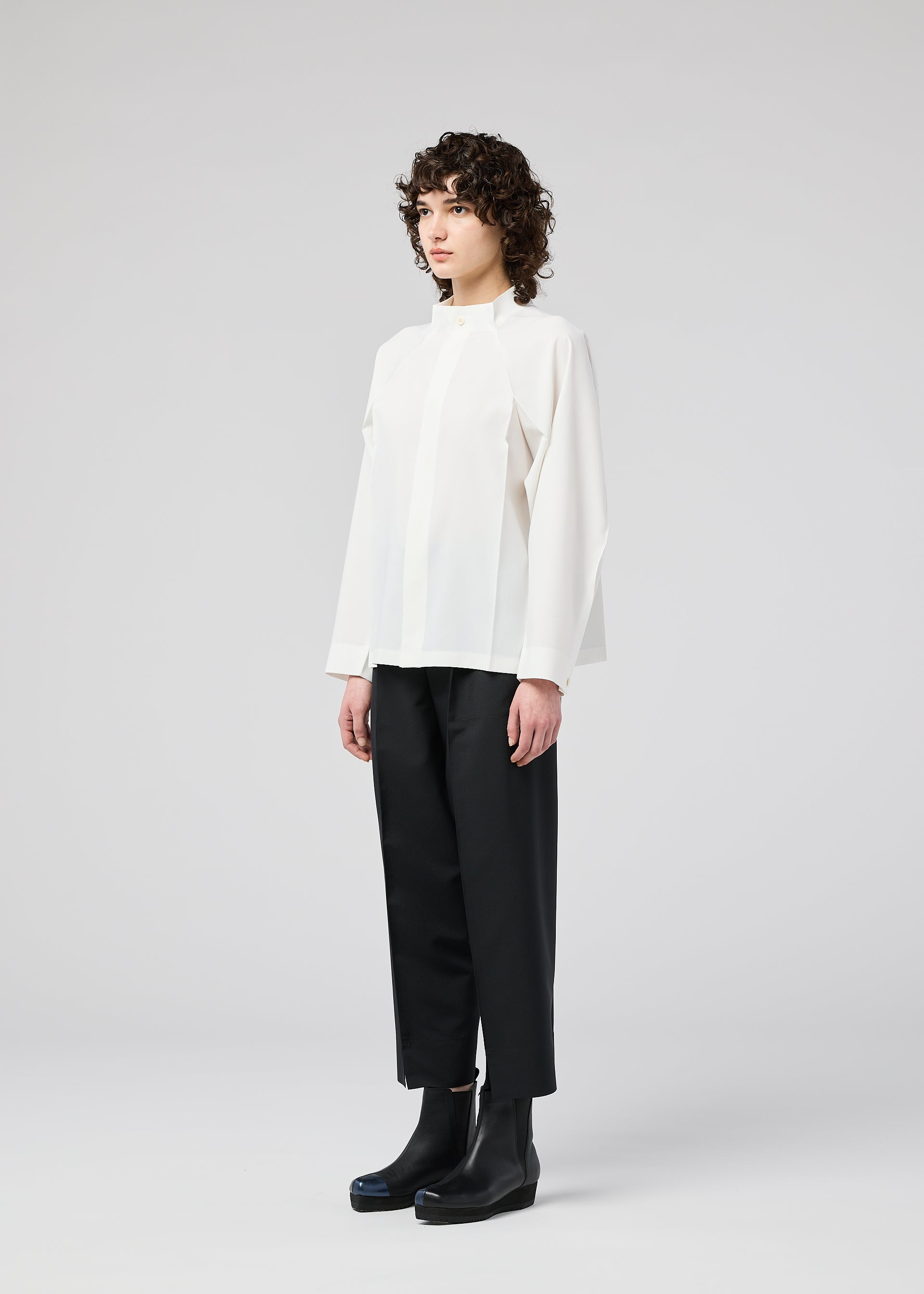 132 5. ISSEY MIYAKE – ISSEY MIYAKE ONLINE STORE