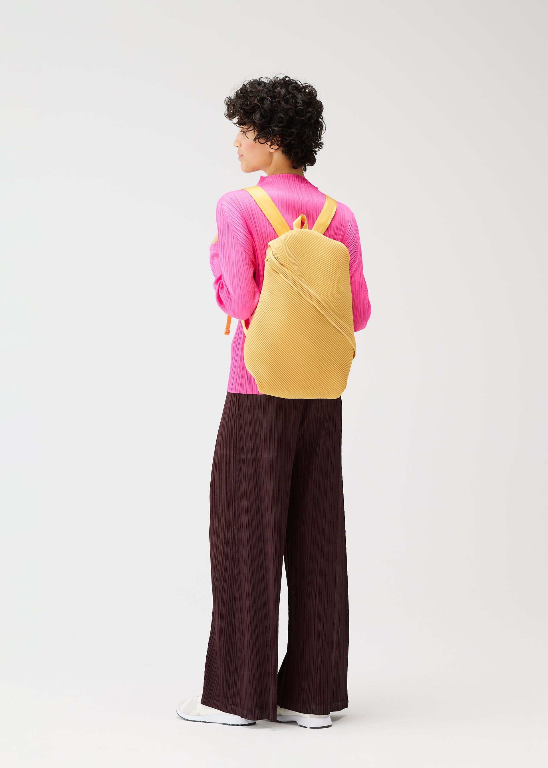 BACKPACKS – ISSEY MIYAKE ONLINE STORE