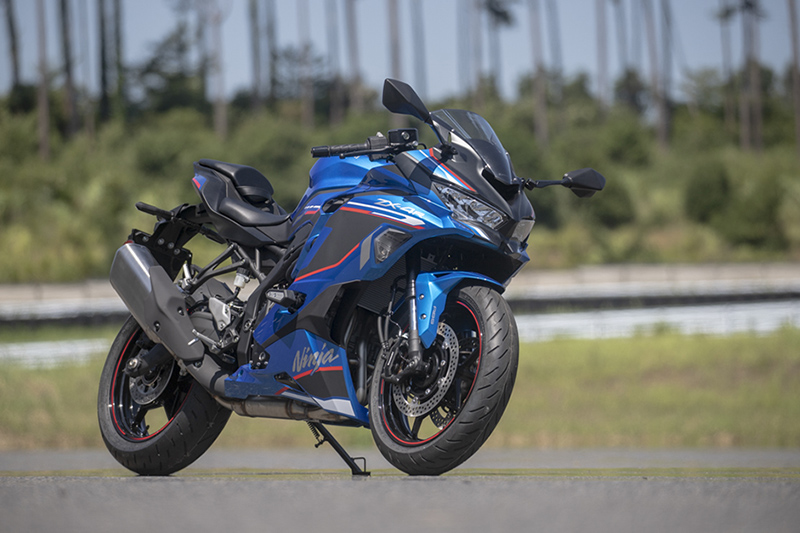 カワサキ（KAWASAKI） ニンジャZX-4R SE | Ninja ZX-4R SEの試乗