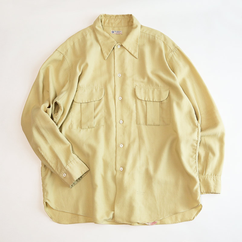 50's Van Heusen NYLON RAYON GABARDINE OPEN COLLAR SHIRT,USED