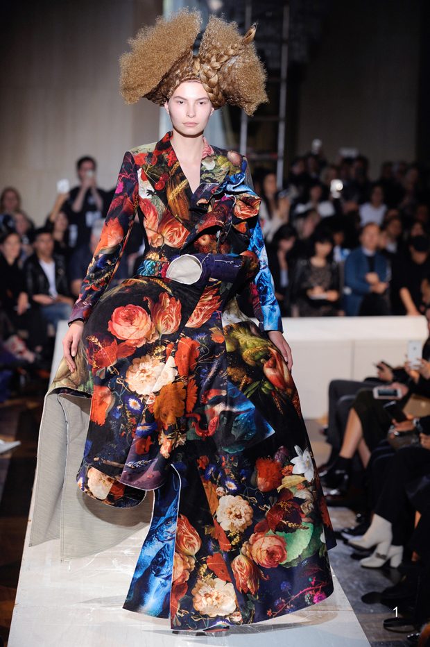 PFW: Comme Des Garcons Spring Summer 2018 Collection