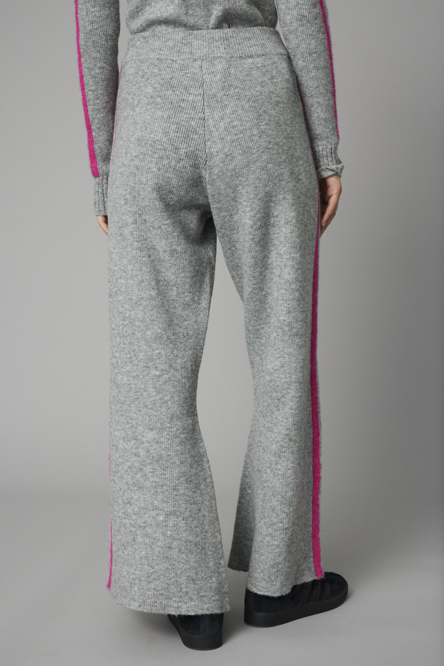 HeRIN.CYE | Line knit pants (パンツ ) |SHEL'TTER WEBSTORE