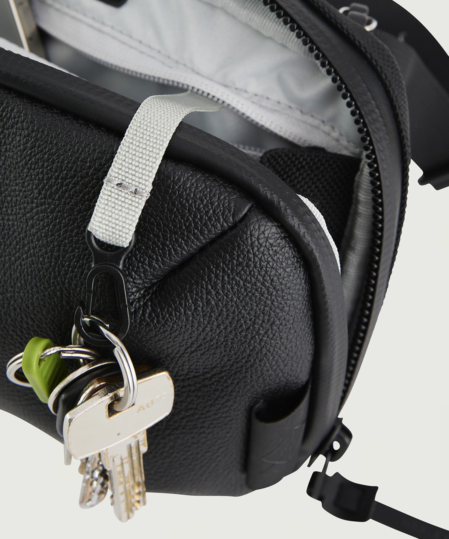 WEXLEY / 4WAY SLING PACK Japan Limited Edition｜ESTNATION ONLINE