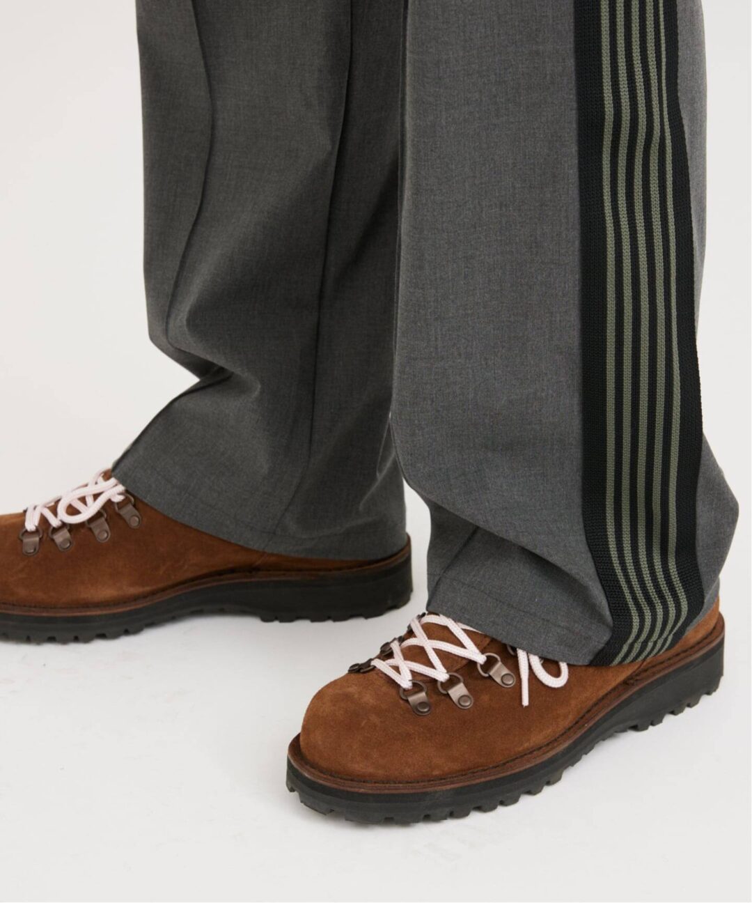 NEEDLES × JOURNAL STANDARD 2025 FW 別注 “トラック スラックス”が12