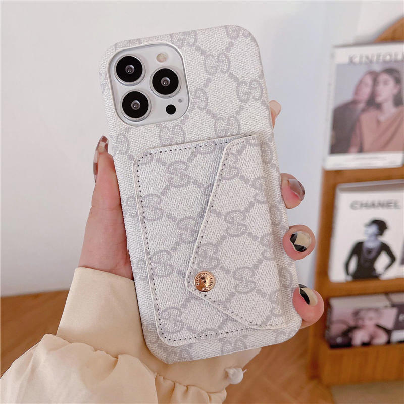 iphone16/16pro ケース gucci 背面収納 iphone15/15pro iphone14 携帯