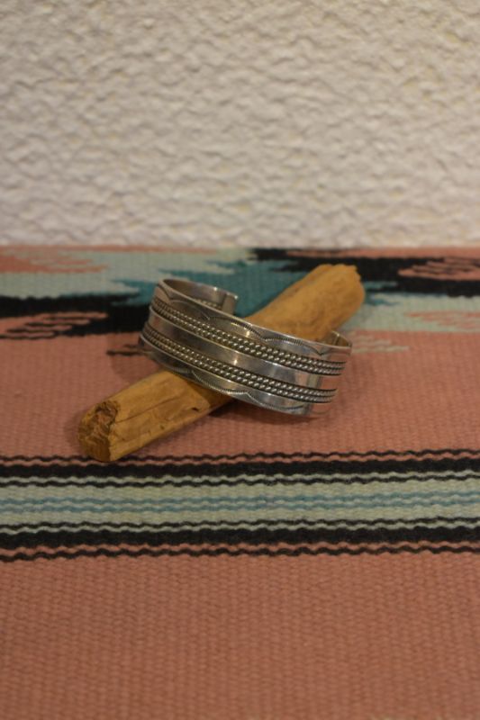 Indian Jewelry Navajo silver bangle