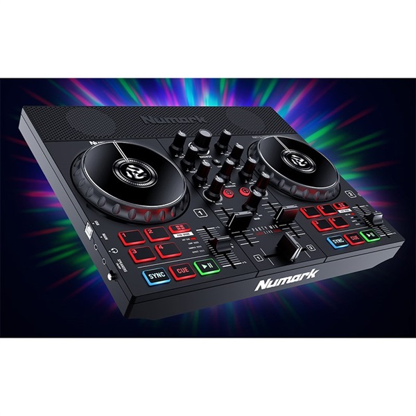 Numark Party Mix Live 【Serato DJ Lite対応 / スピーカー内蔵DJ